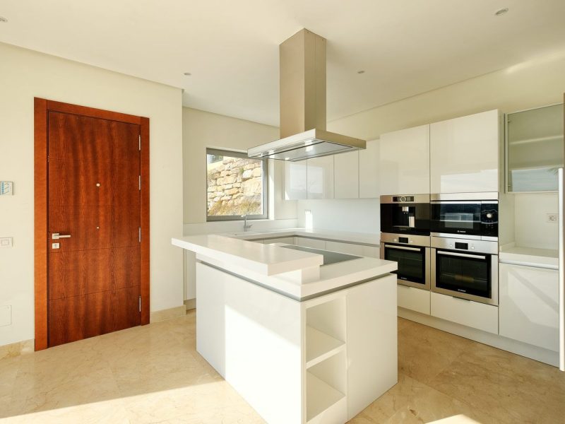 Villa for sale in Los Arqueros-Puerto del Almendro, Benahavís, Málaga (Spain)