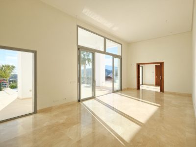 Villa for sale in Los Arqueros-Puerto del Almendro, Benahavís, Málaga (Spain)