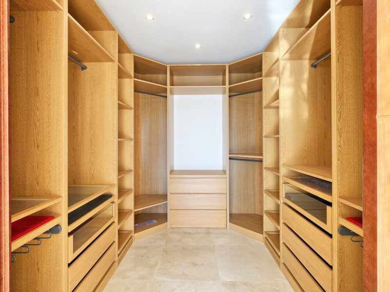 Villa for sale in Los Arqueros-Puerto del Almendro, Benahavís, Málaga (Spain)