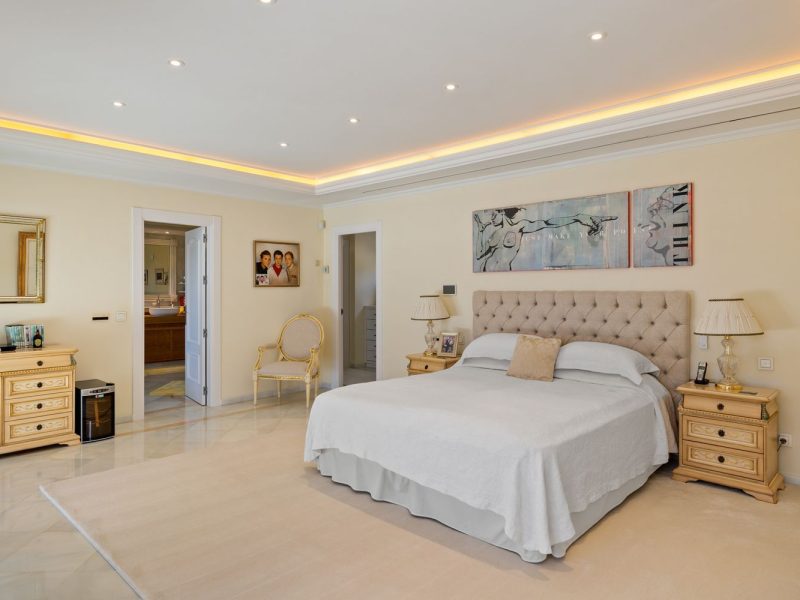 Villa for sale in Nueva Andalucía, Marbella, Málaga (Spain)