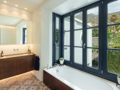 Вила за продажба в Nagüeles-Milla de Oro, Marbella, Málaga (Испания)