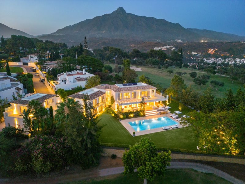 Villa in vendita a Nueva Andalucía, Marbella, Málaga (Spagna)