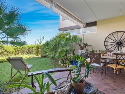 Villa en venta en El Paraíso, Benahavís, Málaga (España)