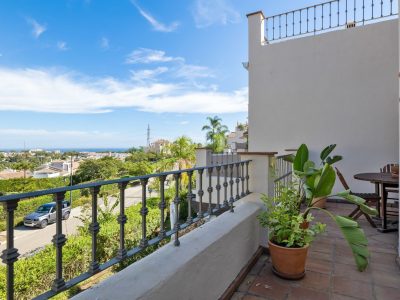 Villa en venta en El Paraíso, Benahavís, Málaga (España)