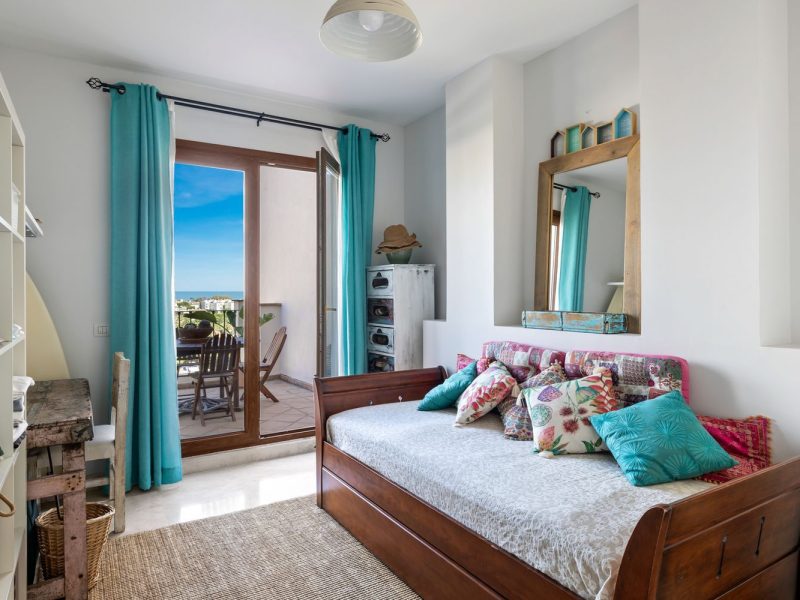 Villa til salg i El Paraíso, Benahavís, Málaga (Spanien)