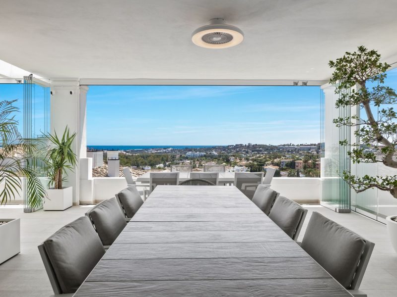 Lejlighed til salg i Nueva Andalucía, Marbella, Málaga (Spanien)