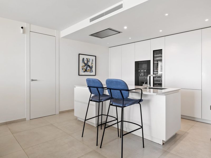 Lejlighed til salg i Nueva Andalucía, Marbella, Málaga (Spanien)