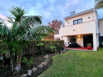 Villa til salgs i San Pedro de Alcántara, Marbella, Málaga (Spania)