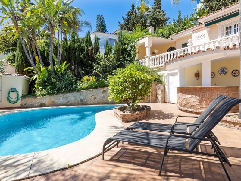 Villa til salgs i Nueva Andalucía, Marbella, Málaga (Spania)