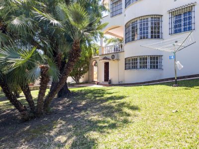 Villa til salgs i Nueva Andalucía, Marbella, Málaga (Spania)