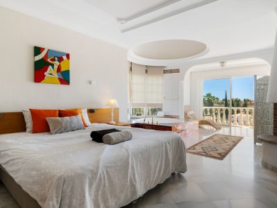 Villa til salgs i Nueva Andalucía, Marbella, Málaga (Spania)