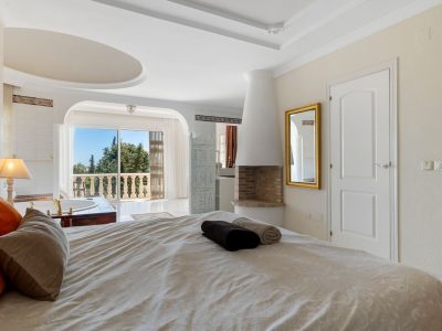 Villa til salgs i Nueva Andalucía, Marbella, Málaga (Spania)