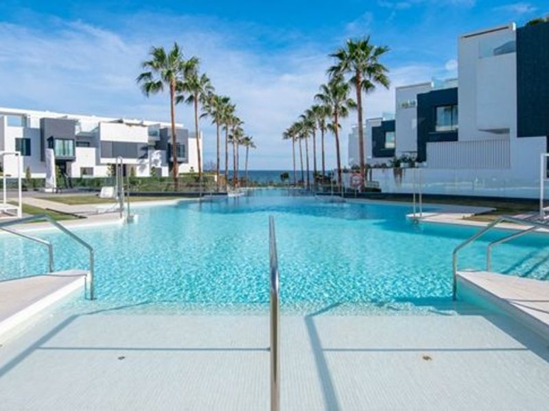 Вила за продажба в Коста Натура, Естратона, Малага (Испания)