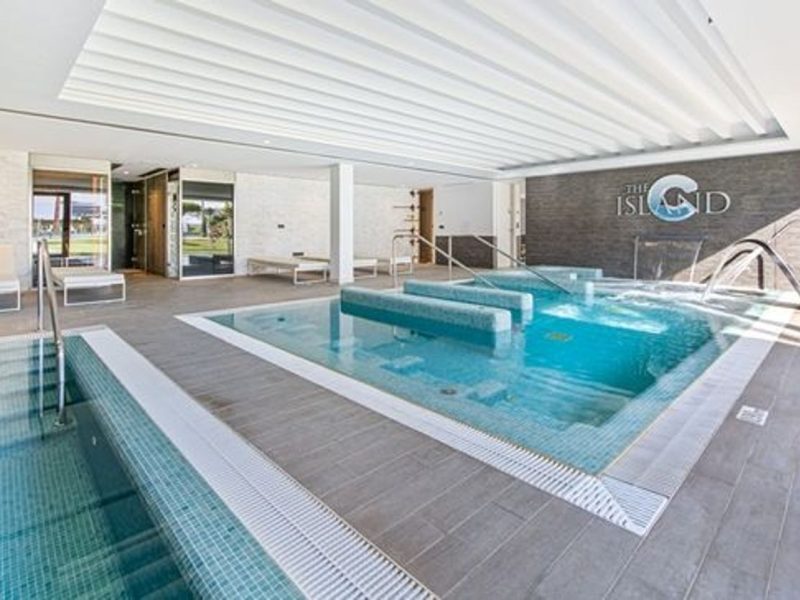 Вила за продажба в Коста Натура, Естратона, Малага (Испания)