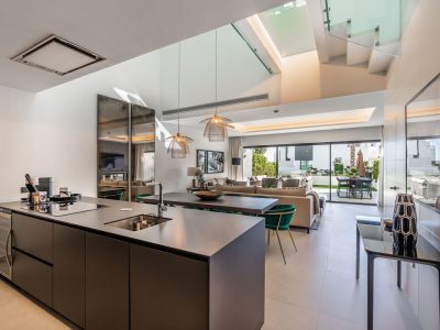 Вила за продажба в Коста Натура, Естратона, Малага (Испания)