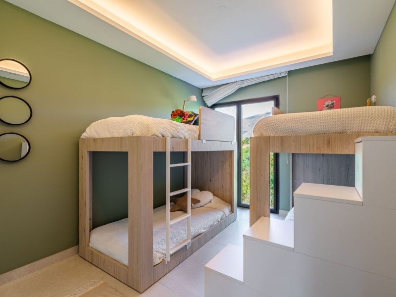 Вила за продажба в Коста Натура, Естратона, Малага (Испания)