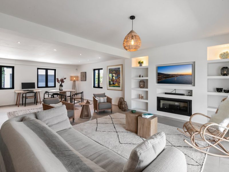 Villa zu verkaufen in Altos de Estepona, Estepona, Málaga (Spanien)