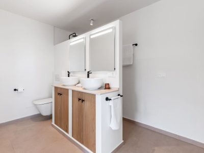 Villa for sale in Altos de Estepona, Estepona, Málaga (Spain)