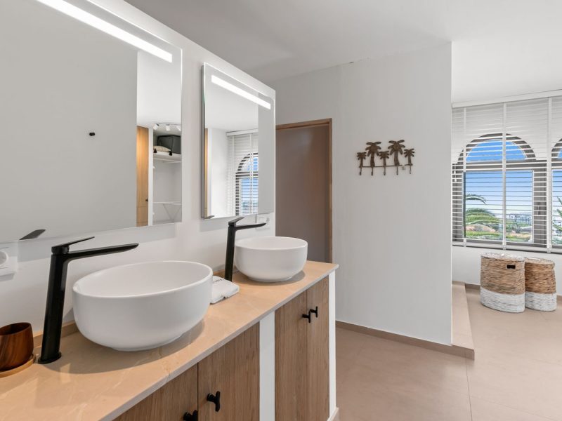 Villa zu verkaufen in Altos de Estepona, Estepona, Málaga (Spanien)