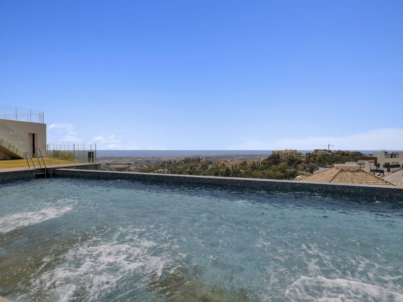 Apartment for sale in La Quinta, Benahavís, Málaga (Spain)