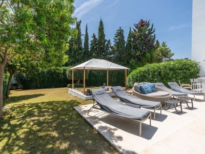 Villa for sale in Benamara - Atalaya, Estepona, Málaga (Spain)