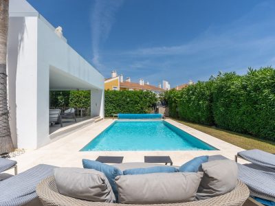 Villa for sale in Benamara - Atalaya, Estepona, Málaga (Spain)