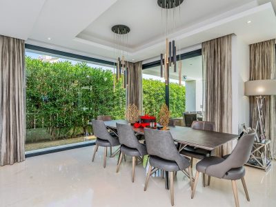 Villa for sale in Benamara - Atalaya, Estepona, Málaga (Spain)