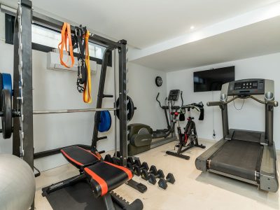 Villa for sale in Benamara - Atalaya, Estepona, Málaga (Spain)