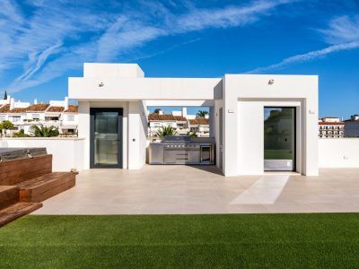 Villa for sale in Nueva Andalucía, Marbella, Málaga (Spain)
