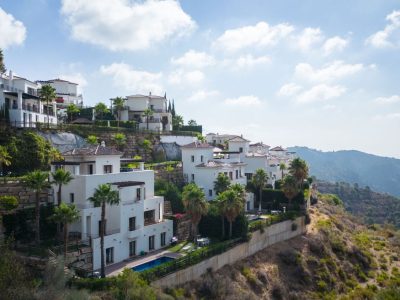 Huvila myynnissä Benahavís, Benahavís, Málaga (Espanja)