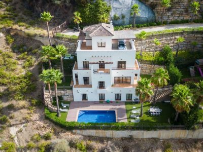 Huvila myynnissä Benahavís, Benahavís, Málaga (Espanja)