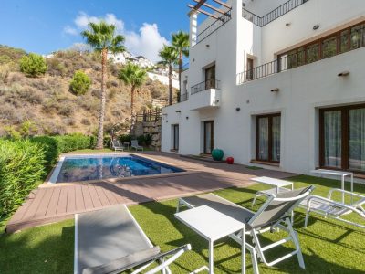 Huvila myynnissä Benahavís, Benahavís, Málaga (Espanja)