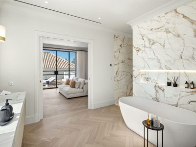 Villa for sale in Nueva Andalucía, Marbella, Málaga (Spain)