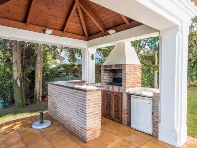 Villa til salg i Nueva Andalucía, Marbella, Málaga (Spanien)