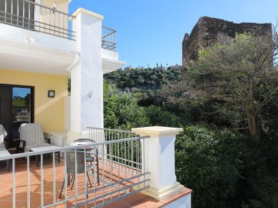 Appartement te koop in Los Arqueros-Puerto del Almendro, Benahavís, Málaga (Spanje)