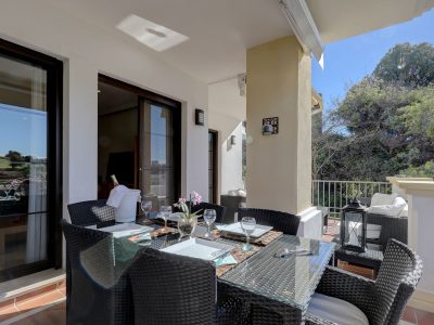 Appartement te koop in Los Arqueros-Puerto del Almendro, Benahavís, Málaga (Spanje)