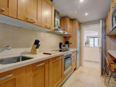 Appartement te koop in Los Arqueros-Puerto del Almendro, Benahavís, Málaga (Spanje)