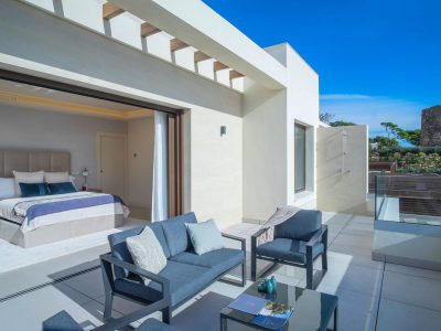 Villa for sale in Selwo, Estepona, Málaga (Spain)
