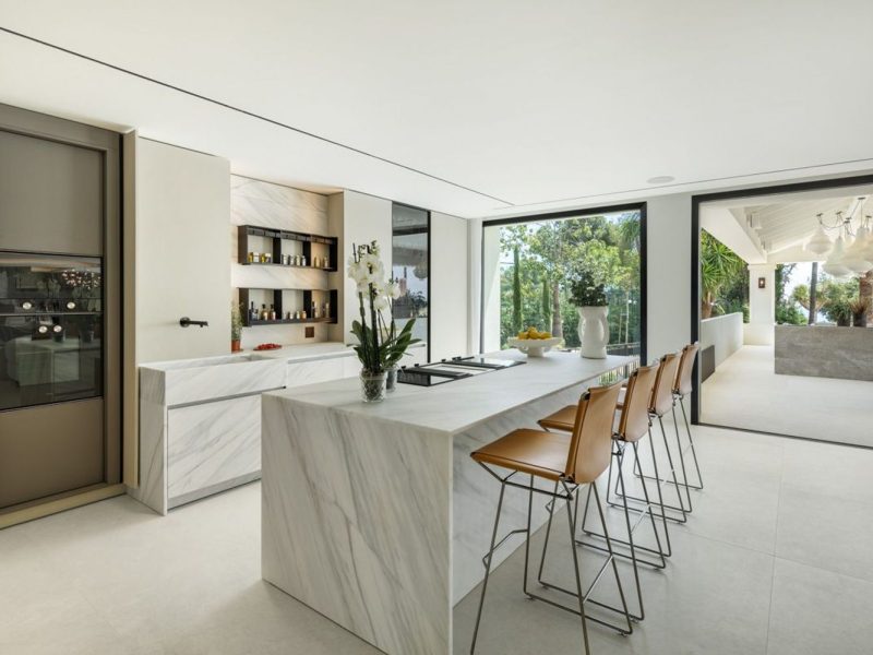 Вилла на продажу в Nagüeles-Milla de Oro, Марбелья, Малага (Испания)