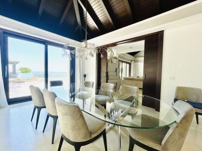 Huvila myynnissä Los Flamingosissa, Benahavísissa, Málagassa (Espanja)