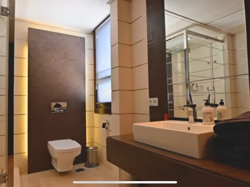 Huvila myynnissä Los Flamingosissa, Benahavísissa, Málagassa (Espanja)