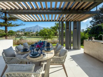 Villa til salgs i Nueva Andalucía, Marbella, Málaga (Spania)