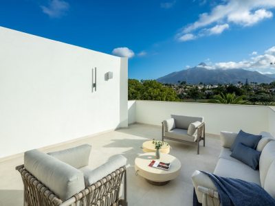 Villa til salgs i Nueva Andalucía, Marbella, Málaga (Spania)