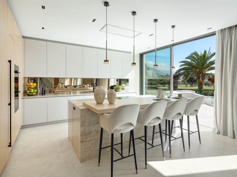 Villa til salgs i Nueva Andalucía, Marbella, Málaga (Spania)