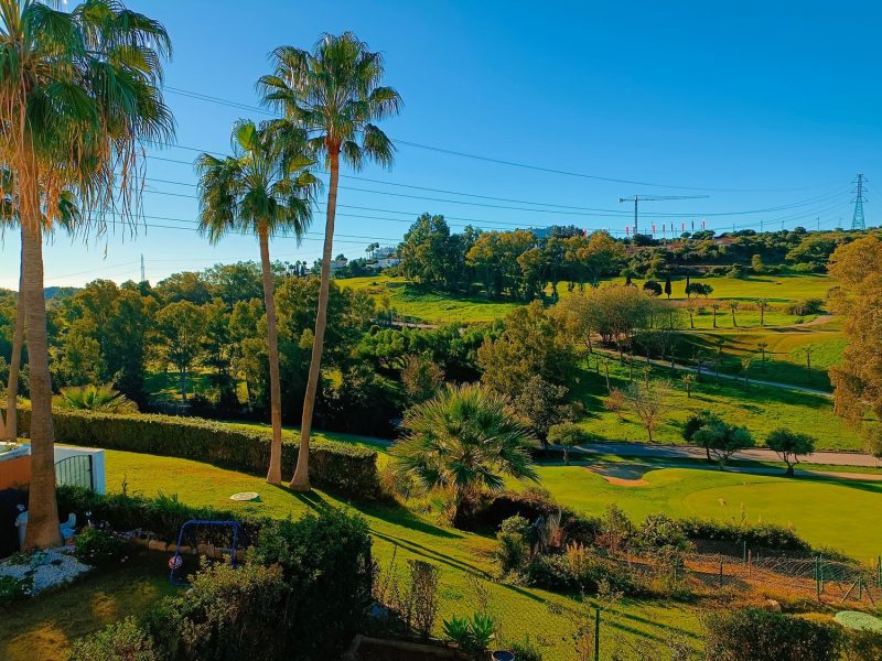 Villa te koop in Playa Bahía Dorada, Estepona, Málaga (Spanje)