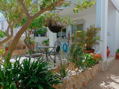 Villa te koop in Playa Bahía Dorada, Estepona, Málaga (Spanje)