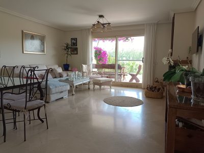 Villa te koop in Playa Bahía Dorada, Estepona, Málaga (Spanje)