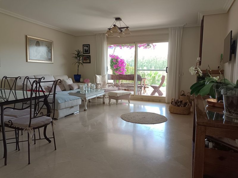 Villa te koop in Playa Bahía Dorada, Estepona, Málaga (Spanje)