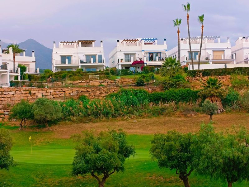 Villa te koop in Playa Bahía Dorada, Estepona, Málaga (Spanje)