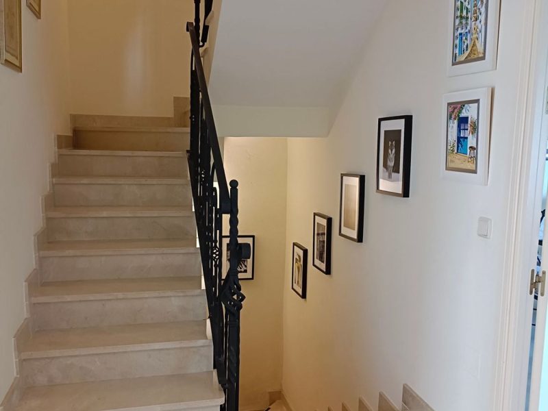 Villa te koop in Playa Bahía Dorada, Estepona, Málaga (Spanje)